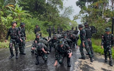 Derap Langkah Nanggala: Yonif TP 809/NTM Tempa Kebanggaan Prajurit Melalui Tradisi Masuk Satuan
