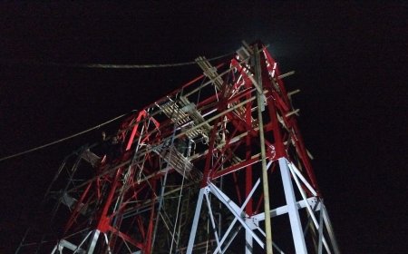Kerja Lembur, Pemasangan Seling Jembatan Perintis Garuda Kali Wuri Dikebut