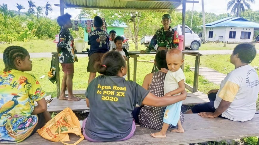Babinsa Ajak Warga Kemtuk Rutin Periksa Kehamilan dan Gizi Anak