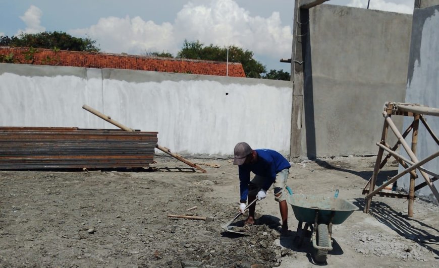 Pembangunan Koperasi Desa Merah Putih Bulakpacing Terus Berjalan, Babinsa Laksanakan Pendampingan dan Pengawasan