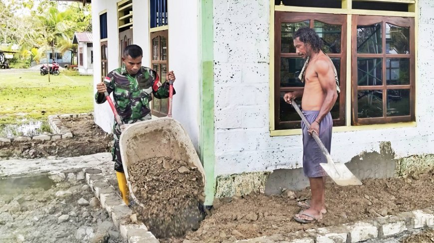 TNI-Rakyat Solid Gotong Royong Timbun Teras Gereja