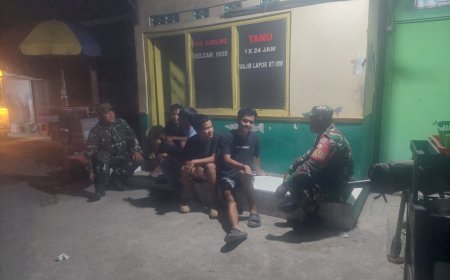 Patroli di Pos Kamling Desa Merden