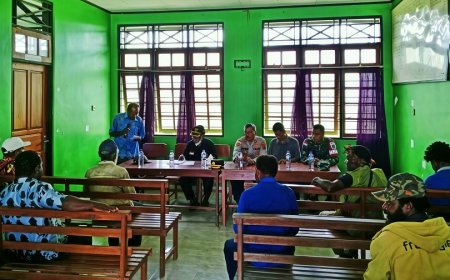 TNI-Polri Dukung 13 Kepala Suku Deklarasi Nyatakan Keerom Tetap Aman dan Damai