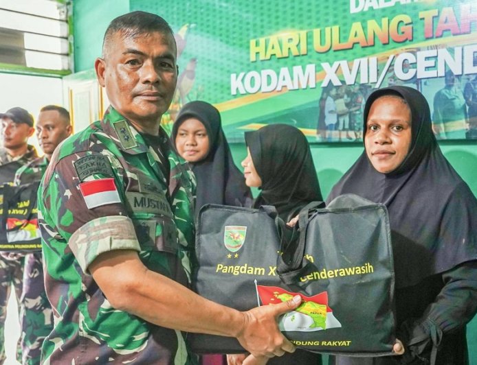 Kasdim Jayapura Tegaskan Kepedulian Sosial dan Kebersamaan dalam Bakti Sosial di Panti Asuhan Muhammadiyah