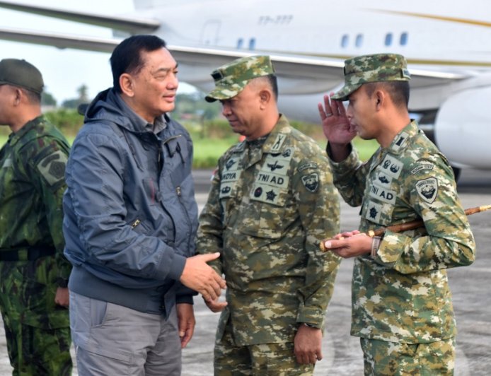 Letkol Czi Dili Eko Setyawan Sambut Menhan RI di Merauke, Perkuat Ketahanan Pangan Papua Selatan
