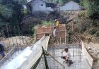 Pembangunan Jembatan Gantung Garuda Penghubung Pedagangan–Pakembaran Terus Dikebut