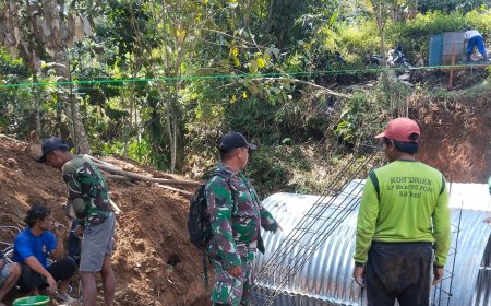 Pemasangan Jembatan Aramco Garuda Sungai Salam Terus Dikebut