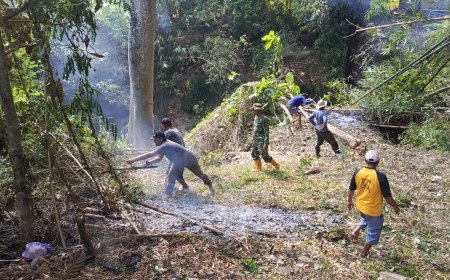 Gotong Royong Babinsa dan Warga Awali Pembangunan Jembatan Gantung Garuda di Kali Bebek