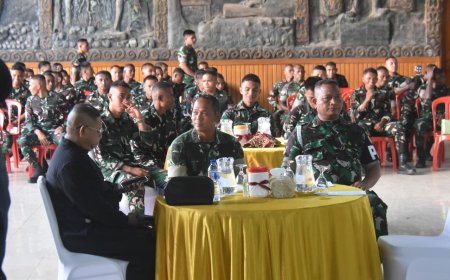 “Kita Harus Tetap Berbuat yang Terbaik Berlandaskan Firman Tuhan,” Pangdam XXIV/MT Ajak Prajurit Perkuat Iman dan Pengabdian