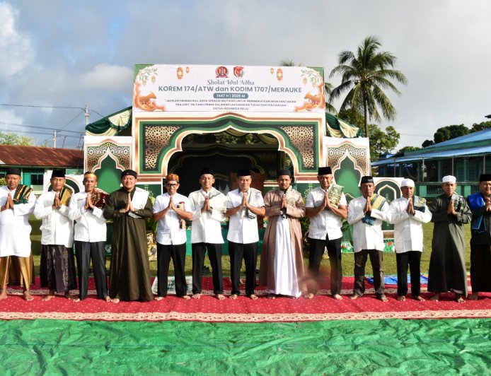 Dandim Merauke Ikuti Sholat Idul Adha 1447 H, Perkuat Nilai Keimanan dan Kepedulian Sosial