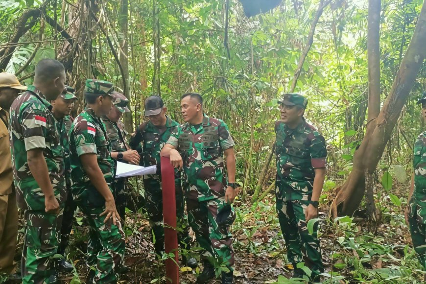 Dampingi Pangdam  Dandim 1701/Jayapura Pastikan Kesiapan Lahan Cetak Sawah di Perbatasan Keerom
