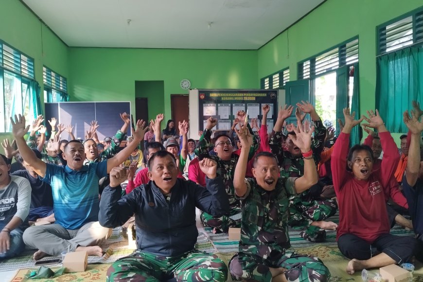 Kodim 0712/Tegal dan Masyarakat Bersatu dalam Semangat Nobar Piala Dunia 2026