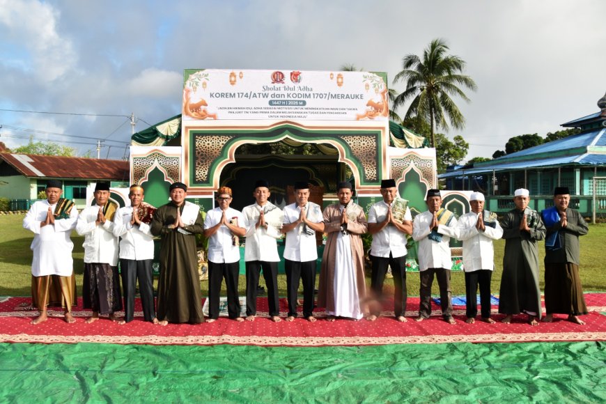 Dandim Merauke Ikuti Sholat Idul Adha 1447 H, Perkuat Nilai Keimanan dan Kepedulian Sosial