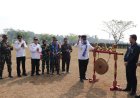 Dentang Gong Buka Harapan Baru TMMD Reguler ke-129 Resmi Dimulai di Gumelem Kulon