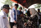 TMMD Bangkitkan Ekonomi Desa Dandim dan Wakil Bupati Tinjau Stan UMKM di Gumelem Kulon