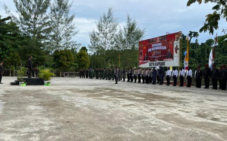 Sinergitas Tanpa Batas, Personel Yonif TP 809/NTM Hadiri Upacara HUT Bhayangkara ke-80 di Polres Sarmi