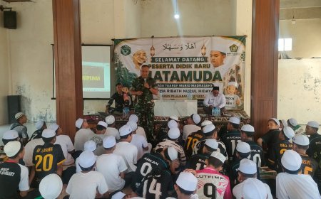 Danramil 11/Pangkah Berikan Wawasan Kebangsaan dan Pelatihan Baris Berbaris kepada Santri Baru Ribath Nurul Hidayah