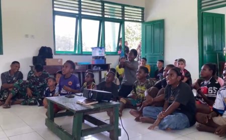 Satu Layar, Satu Sorak: Yonif TP 820/DAAI Satukan Semangat Piala Dunia 2026 Bersama Masyarakat