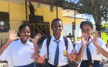 Karya Bakti Skala Besar TNI AD 2026, Wujudkan Laboratorium Layak SMP Negeri Urumb