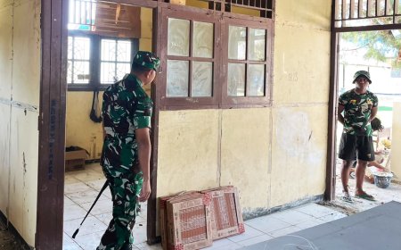 Letkol Inf Bayu Prabowo Tinjau Rehabilitasi SMP Negeri Urumb, Program KBSB TNI AD 2026