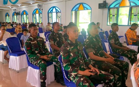 Prajurit Yonif TP 860/NSK Khusyuk Ikuti Ibadah Minggu di Gereja Katolik St. Paulus Batu Zaman, Perkuat Mental Rohani dan Kedekatan dengan Masyarakat