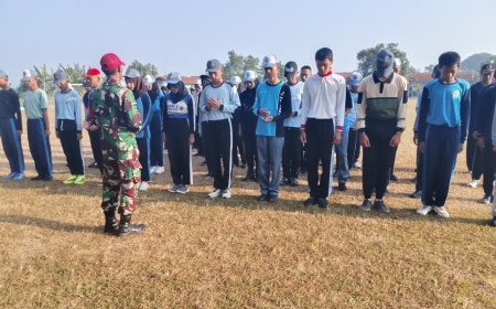 Babinsa Koramil 17/Balapulang Gembleng Paskibra, Tanamkan Disiplin dan Jiwa Nasionalisme Generasi Muda