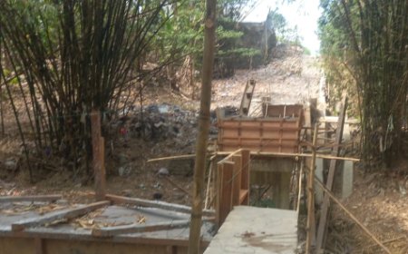 Jembatan Garuda Beton Sungai Cenang Di Desa Harjasari Terus Dibangun, Wujud Nyata Kepedulian TNI Untuk Rakyat