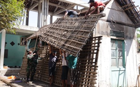 Atap Lama Diturunkan Harapan Baru Ibu Misem Mulai Dibangun Lewat TMMD