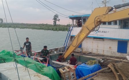 Tempuh Perjalanan Laut 4 Hari, Material TMMD ke-129 Kodim 1707/Merauke Tiba di Kampung Wanam
