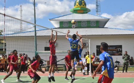 Semarak HUT Ke-1 Kodam XXIV/MT Dimulai, Kapoksahli Pangdam Resmi Buka Turnamen Voli Antar Satuan
