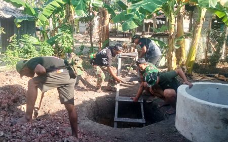 Buis Beton Sumur Galian, Mulai Dipasang Oleh Personel Satgas TMMD ke-129 di Wanam