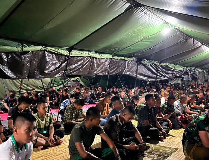 Perkuat Mental Spiritual di Medan Tugas, Prajurit Yonif TP 860/NSK Gelar Pengajian dan Yasinan Rutin di Waropen