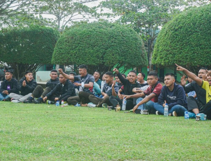 Nobar Jadi Ajang Silaturahmi, Pangdam XXIV/MT Bangun Kekompakan Prajurit