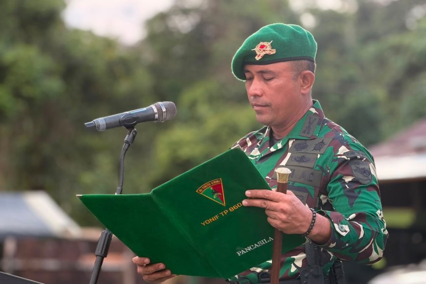 Upacara Bendera Rutin, Yonif TP 860/NSK Perkuat Disiplin dan Nasionalisme Prajurit di Waropen
