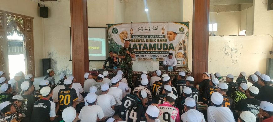Danramil 11/Pangkah Berikan Wawasan Kebangsaan dan Pelatihan Baris Berbaris kepada Santri Baru Ribath Nurul Hidayah