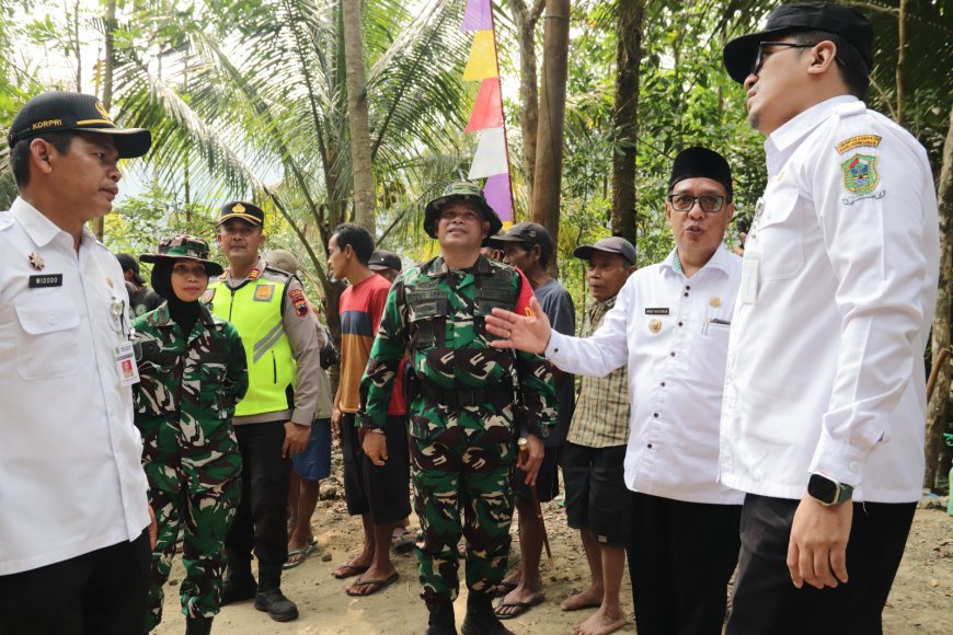 Menapaki Harapan dari Dusun Kunir Dandim dan Forkopimda Tinjau Lokasi TMMD Reguler ke-129