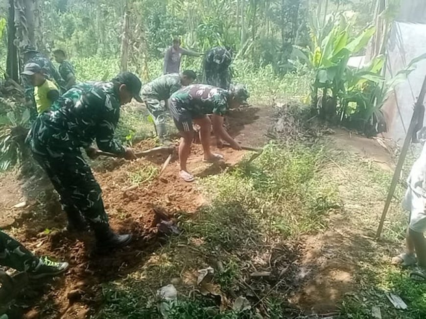 Gotong Royong TNI dan Warga Warnai Persiapan Sumur Bor Program Air Bersih TNI AD di Desa Begawat