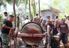 TNI Polri dan Warga Gumelem Kulon Bersatu Jalan Impian Terus Dibangun