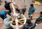 Sumur Galian Mulai Diperkuat, Warga Kampung Wanam Apresiasi Satgas TMMD ke-129