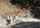 Tinggal Pengecatan Enam Plat Beton TMMD Gumelem Kulon Hampir Sempurna