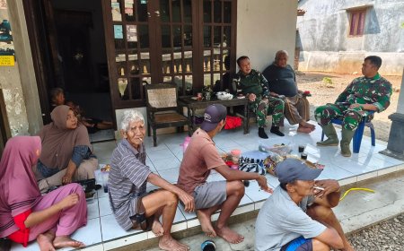 Komsos di Tengah Pekerjaan Peltu Widodo Perkuat Sinergi Bersama Kadus Kunir