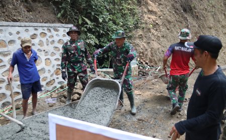 Hari ke-20 TMMD Reg 129 Pelda Ratam Tetap Setia di Balik Angkong