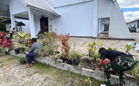 Wujud Kepedulian TNI, Yonif 820 dan Jemaat GKI Ottow Geissler Gotong Royong Rawat Rumah Ibadah