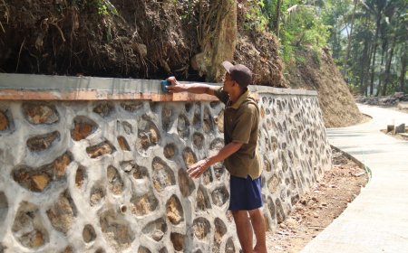 Talud Pertama Rampung Langkah Nyata TMMD Lindungi Jalan Desa
