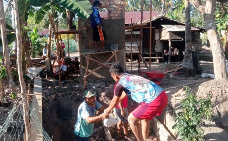 Kejar Target TMMD, Satgas Kodim 1707/Merauke Bagi Kekuatan Pembangunan MCK di Wanam