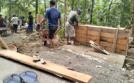 Bekisting Brug Dipasang Satgas TMMD Pastikan Plat Beton Kokoh