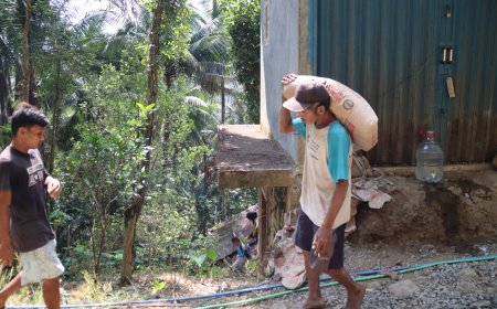 Langsir Semen Dukung Pengecoran Rabat Beton TMMD