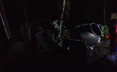 Demi Jalan Warga Satgas dan Warga Rela Lembur hingga Malam