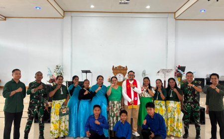 Rutinitas Akhir Pekan, Yonif TP 804/DBAY Berbagi dalam “Minggu Berkah” di Gereja Kristus Ajaib Kimi