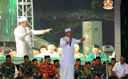 Lautan Jamaah Warnai HUT Ke-1 Kodam XXIV/MT, Tabligh Akbar Bersama Ustadz Das'ad Latif Penuh Kehangatan dan Kebersamaan